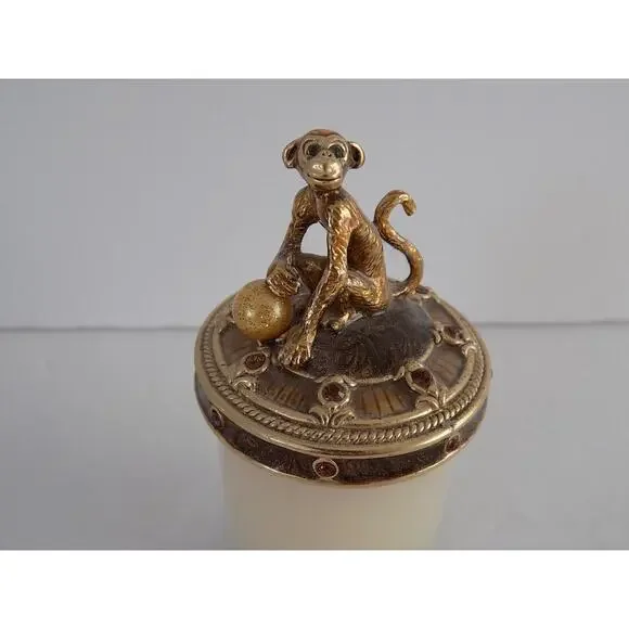St. John Home lidded candle monkey rhinestones Ambrosia scent - Picture 2 of 5